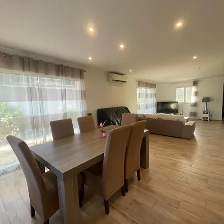 Maison Lumineuse à Porto-vecchio